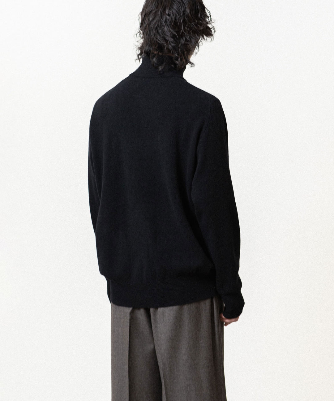 ssstein(シュタイン)のEXTRA FINE WOOL KNIT TURTLE NECK LS - BLACKの公式通販サイトsession福岡セレクトショップ