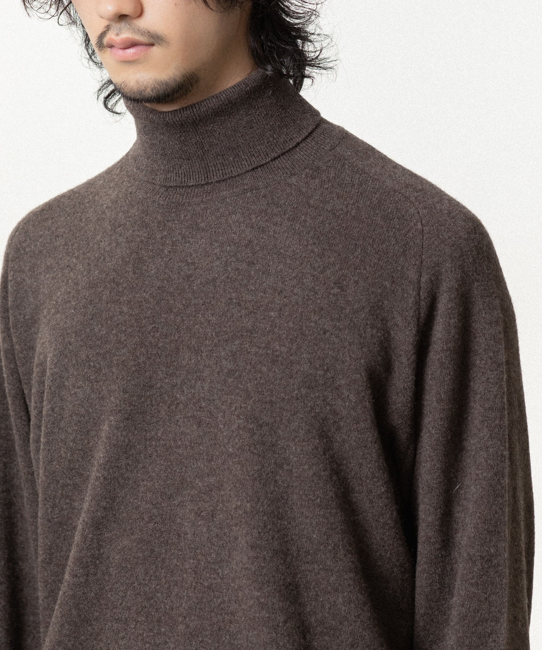ssstein(シュタイン)のEXTRA FINE WOOL KNIT TURTLE NECK LS - MOCHAの公式通販サイトsession福岡セレクトショップ