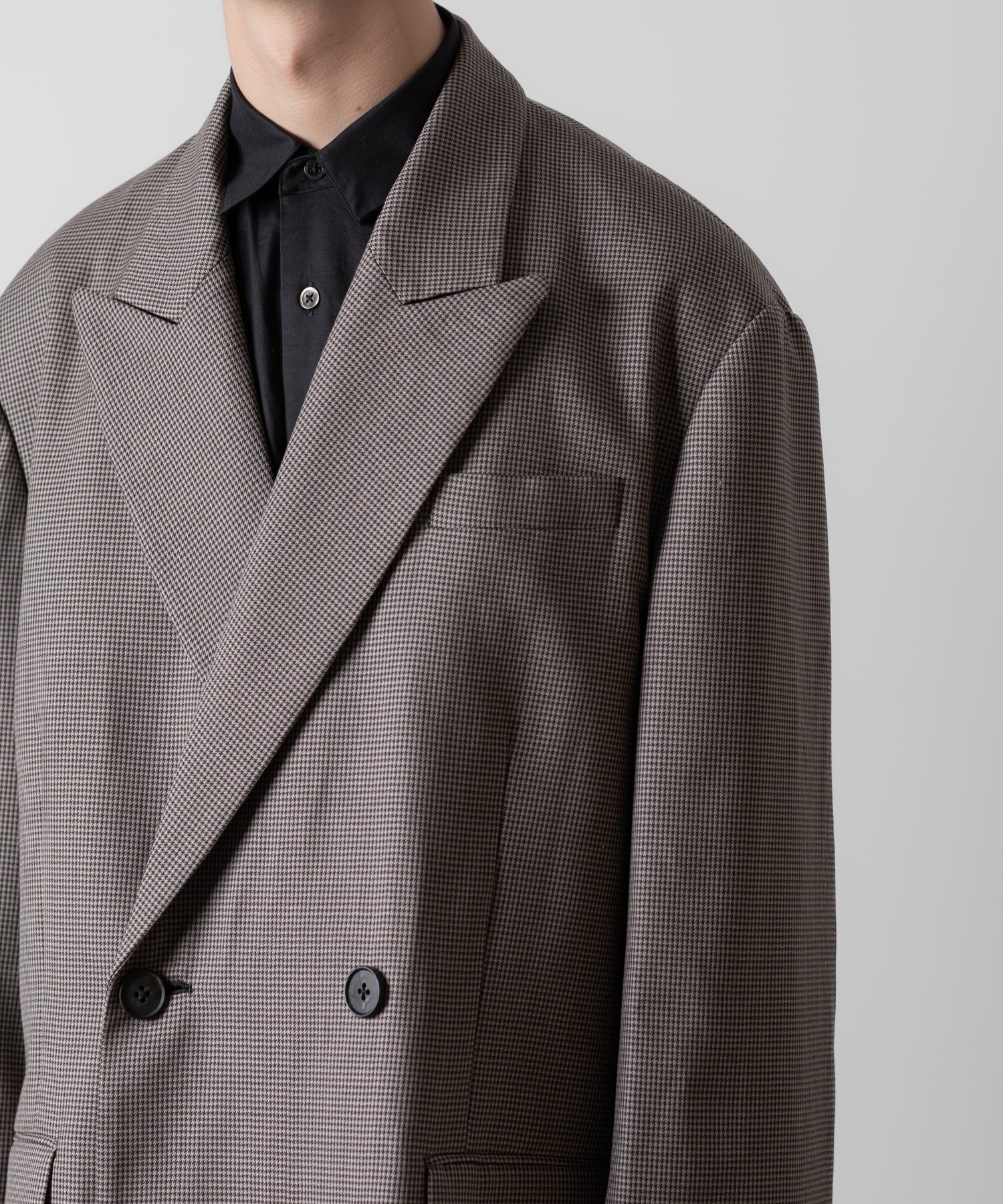 ssstein(シュタイン)のDOUBLE WEAVE HOUNDSTOOTH PEAK LAPEL SHORT COAT - HOUNDSTOOTHの公式通販サイトsession福岡セレクトショップ