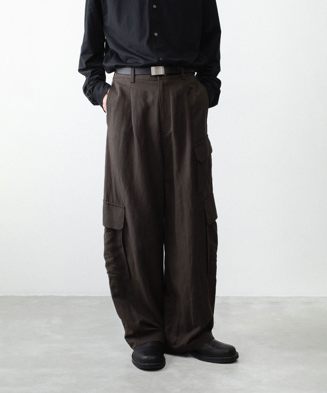 ssstein(シュタイン)のVIS/LI/RA TWILL CARGO TROUSERS - KHAKI BROWNの公式通販サイトsession福岡セレクトショップ
