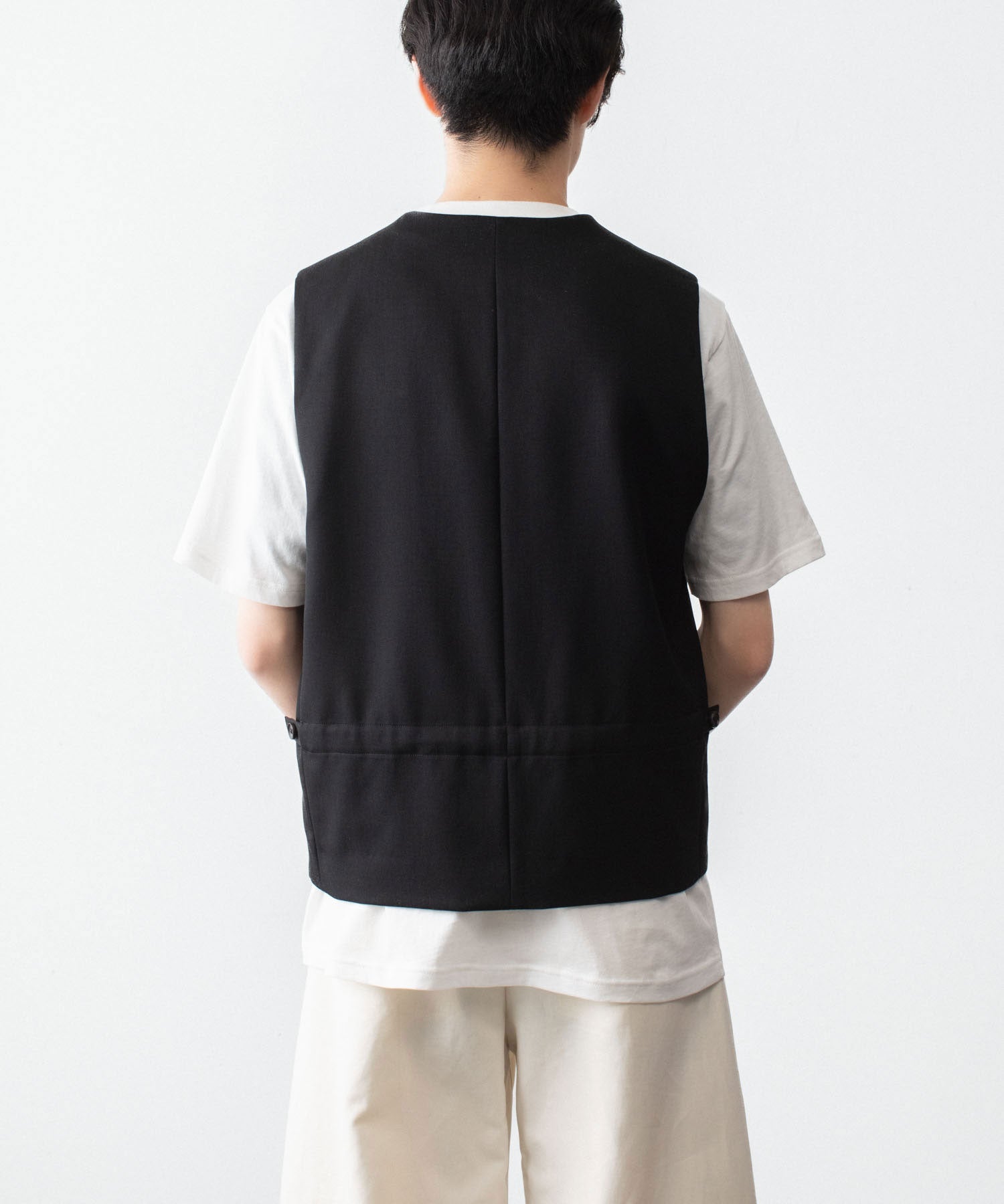ssstein / シュタイン】WOOL GABARDINE BELTED VEST - BLACK | 公式