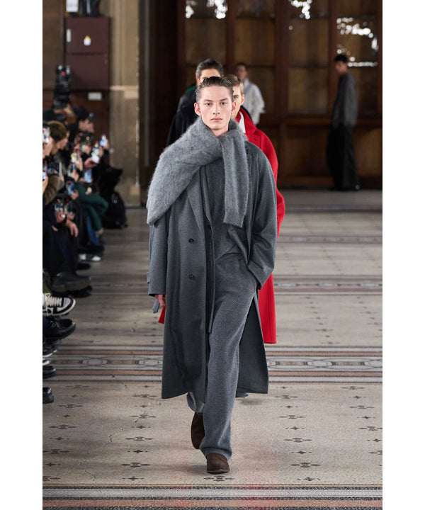 ssstein(シュタイン)の2026-27AWコレクションLOOKの042