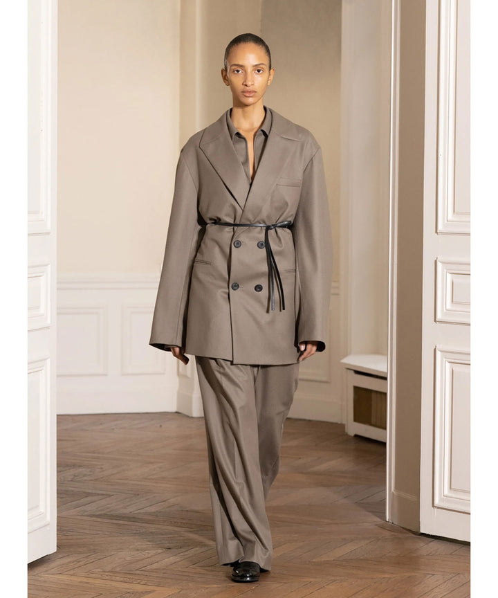 ssstein(シュタイン)の24AWコレクション OVERSIZED PEAK LAPEL JACKET - DARK BEIGE 公式通販サイトsession福岡セレクトショップ