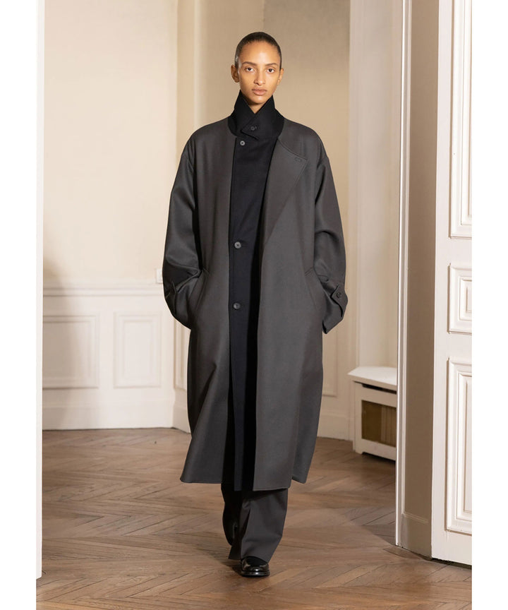 ssstein(シュタイン)の24AWコレクション DOUBLE LAPELED DOUBLE BREASTED COAT - GREY KHAKI × BLACK 公式通販サイトsession福岡セレクトショップ