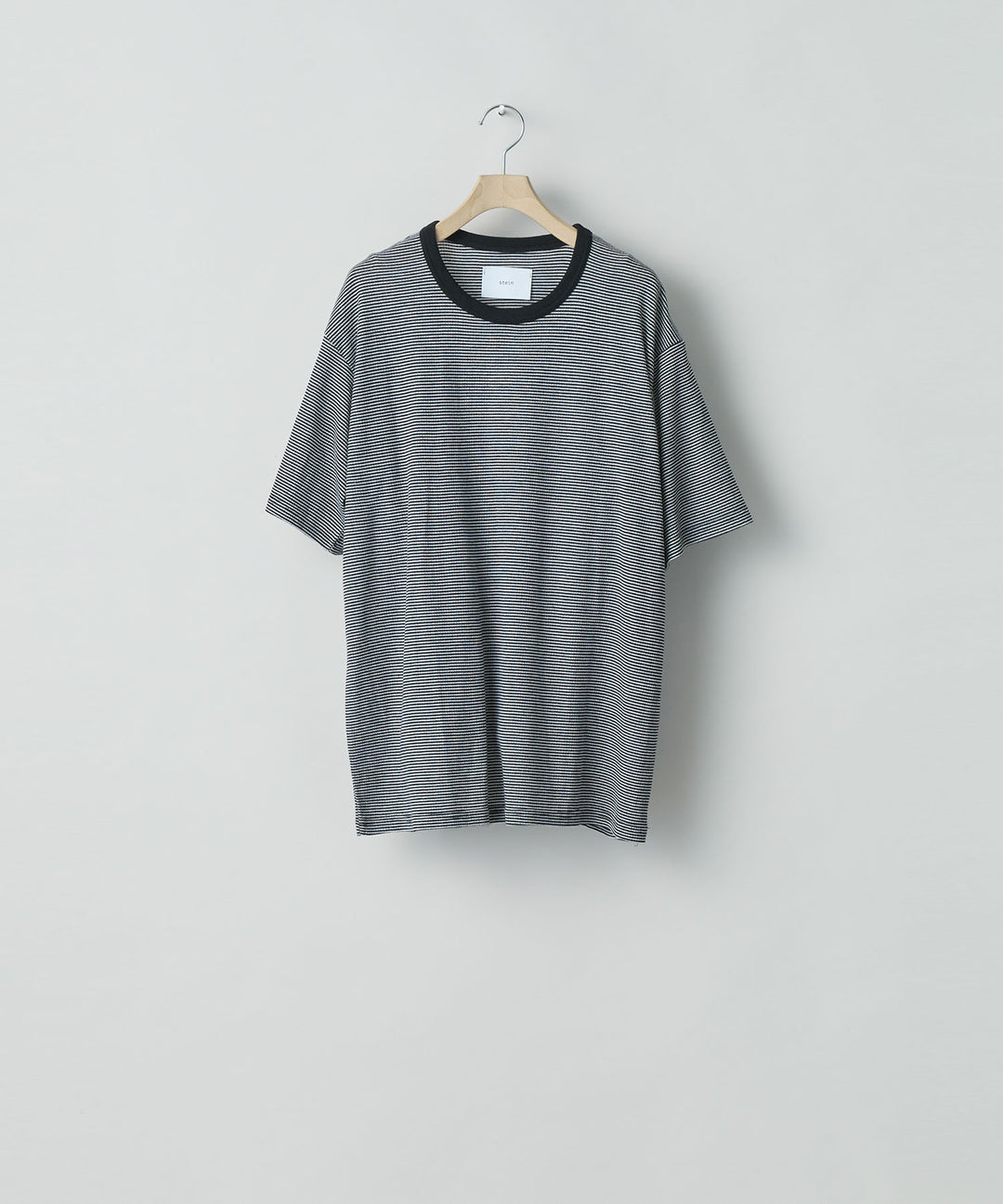 ssstein(シュタイン)の24AWコレクション STRIPED WOOL OVERSIZED SHORT SLEEVE TEE - BLACK 公式通販サイトsession福岡セレクトショップ