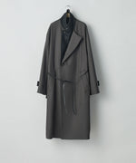 画像をギャラリービューアに読み込む, ssstein(シュタイン)の24AWコレクション DOUBLE LAPELED DOUBLE BREASTED COAT - GREY KHAKI × BLACK 公式通販サイトsession福岡セレクトショップ
