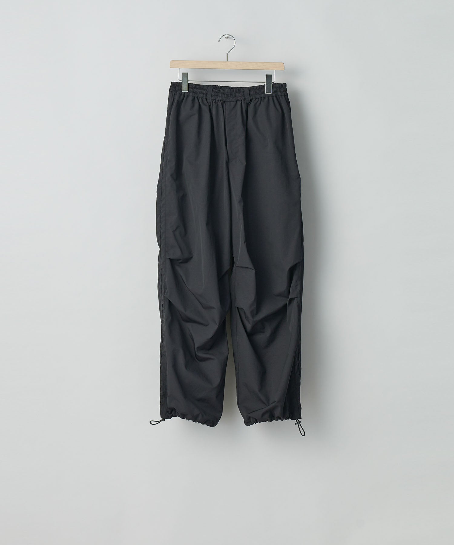 ssstein(シュタイン)の24AWコレクション NYLON TWILL CARGO EASY TROUSERS - BLACK 公式通販サイトsession福岡セレクトショップ