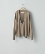 画像をギャラリービューアに読み込む, ssstein(シュタイン)の24AWコレクション EXTRA FINE WOOL KNIT DEEP V NECK LS - BEIGE 公式通販サイトsession福岡セレクトショップ
