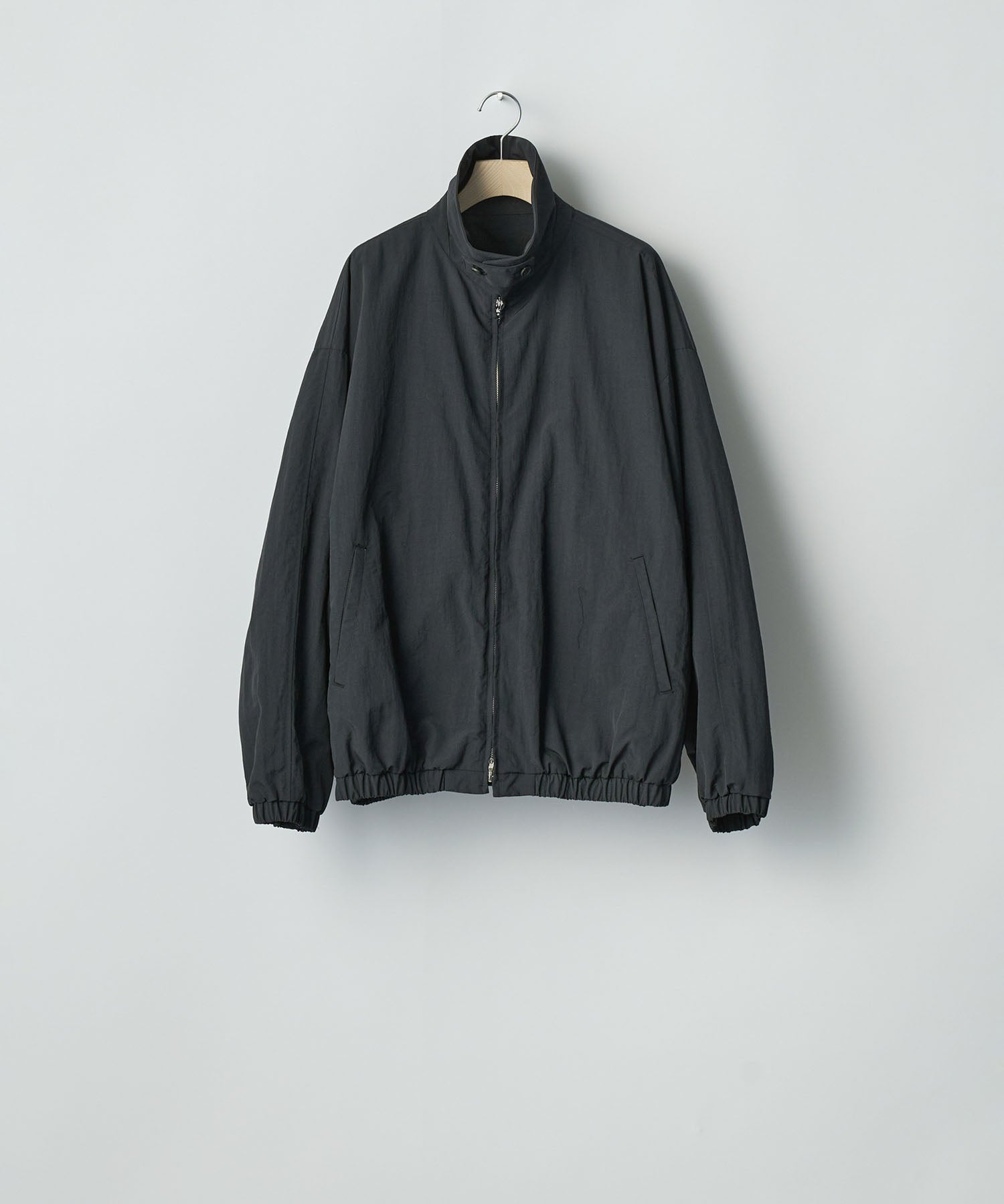 ssstein / シュタイン】RECYCLED NYLON OVERSIZED ZIP JACKET - BLACK