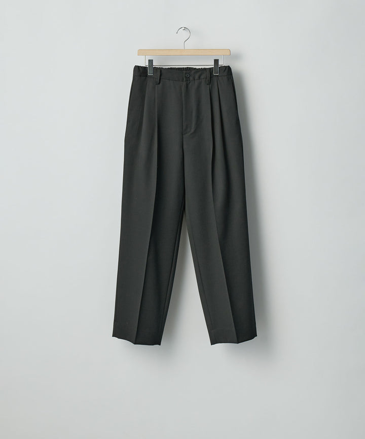 ssstein(シュタイン)のTWO TUCK EASY TROUSERS (2/60 WOOL GABARDINE) - BLACKの公式通販サイトsession福岡セレクトショップ