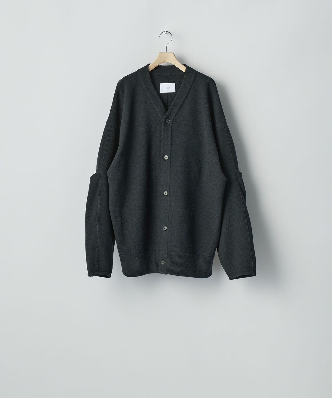 ssstein(シュタイン)のEXTRA FINE WOOL KNIT TUCKED CARDIGAN - BLACKの公式通販サイトsession福岡セレクトショップ