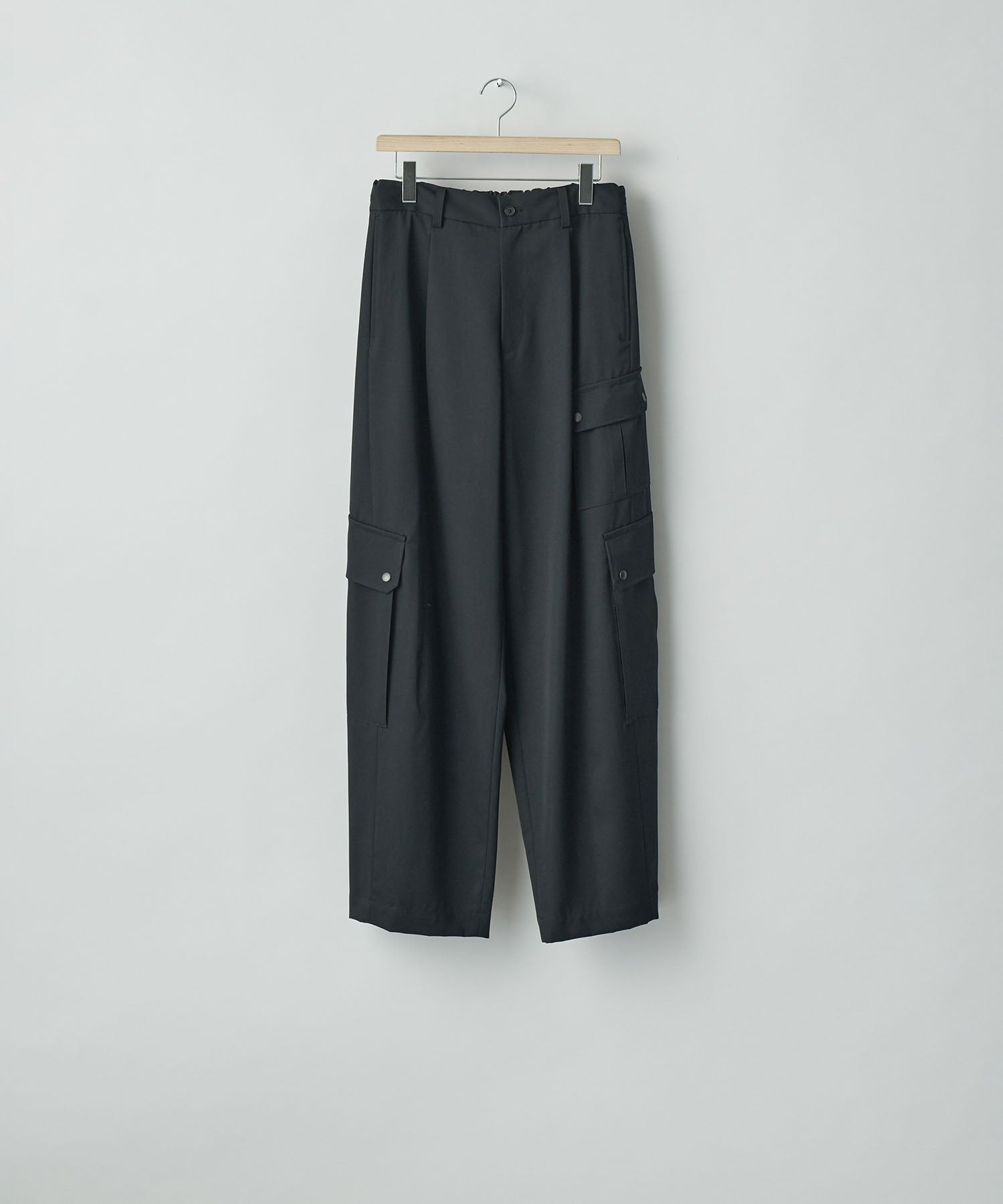 ssstein(シュタイン)のCARGO POCKET WIDE EASY TROUSERS - BLACKの公式通販サイトsession福岡セレクトショップ
