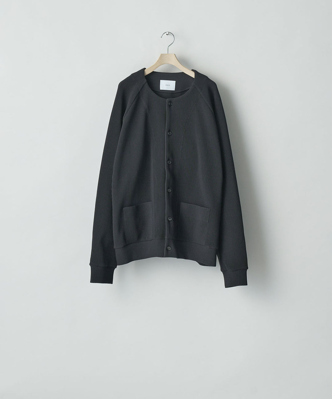 ssstein(シュタイン)のGRADATION PLEATS CARDIGAN - BLACKの公式通販サイトsession福岡セレクトショップ