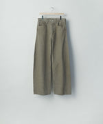 画像をギャラリービューアに読み込む, ssstein(シュタイン)の DEFORMATION WIDE COLOR DENIM PANTS - KHAKIの公式通販サイトsession福岡セレクトショップ
