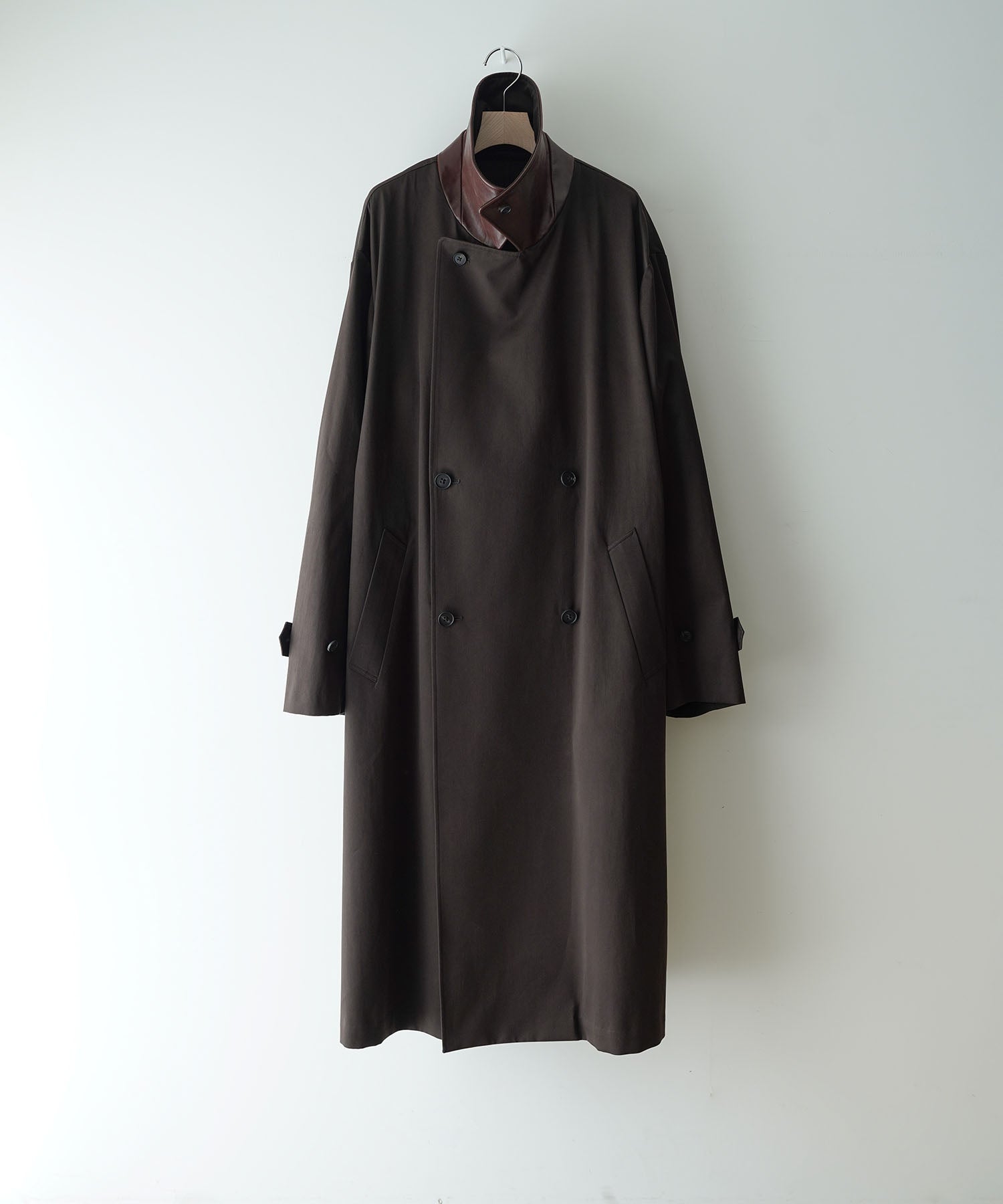 ssstein / シュタイン】COTTON SATIN OVERSIZED DOUBLE BREASTED COAT
