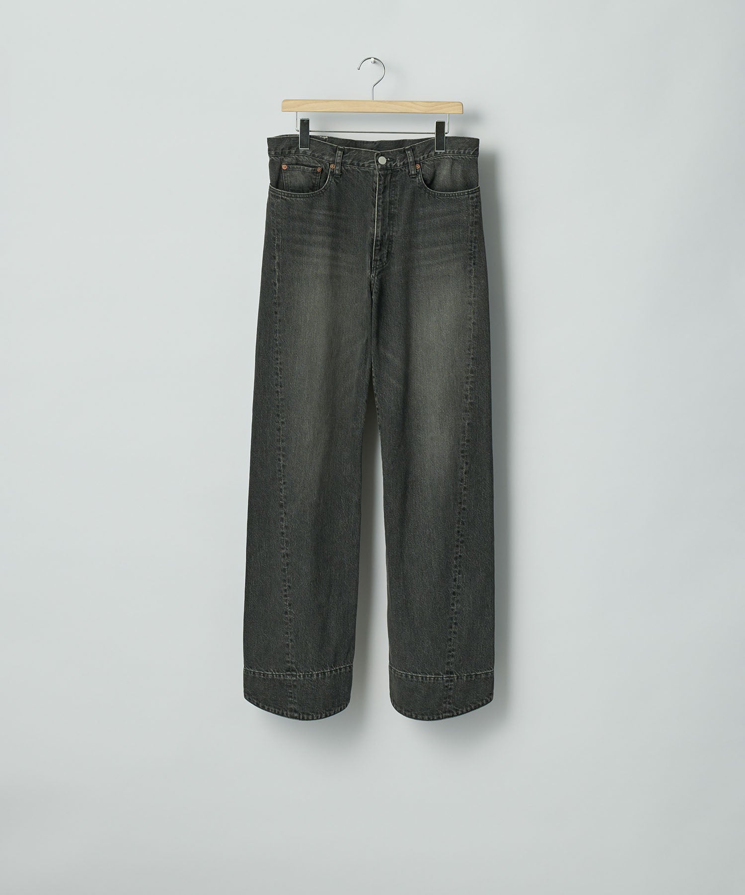ssstein / シュタイン】TWIST CUT DENIM JEANS - BLACK | 公式通販