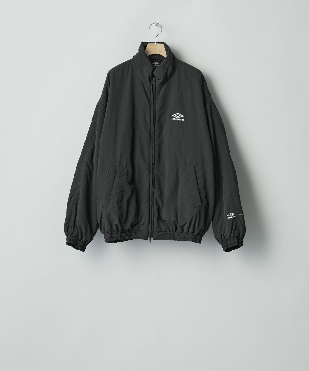 ssstein×UMBRO(シュタイン×アンブロ)のCO/NY POPLIN PADDED JACKET - BLACKの公式通販サイトsession福岡セレクトショップ