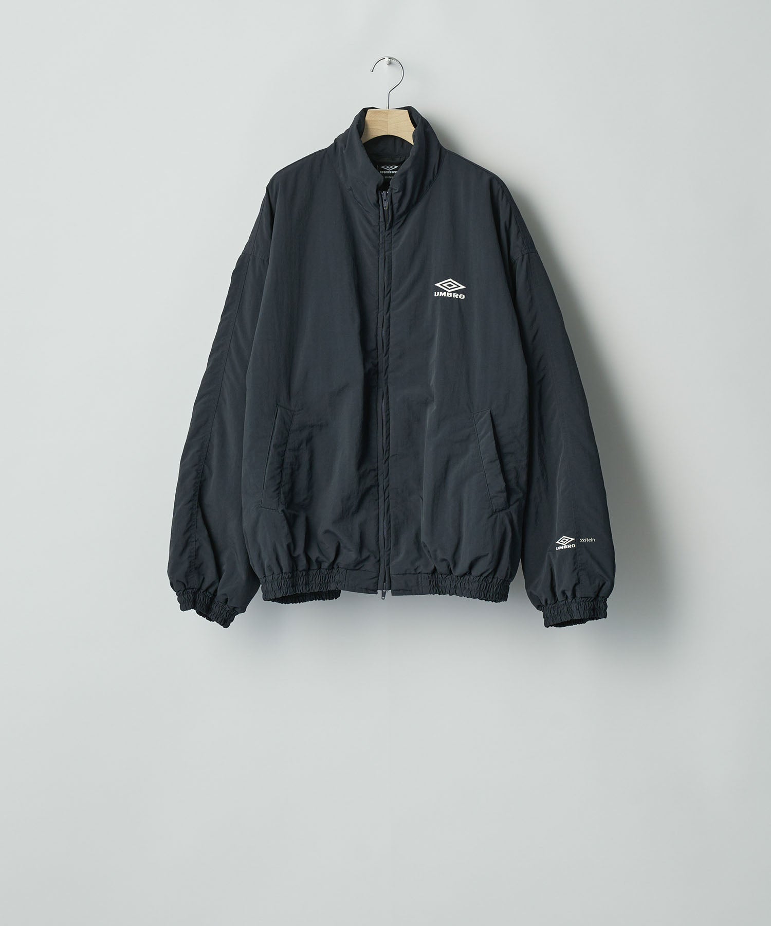 ssstein × UMBRO】CO/NY POPLIN PADDED JACKET - DARK NAVY | 公式通販