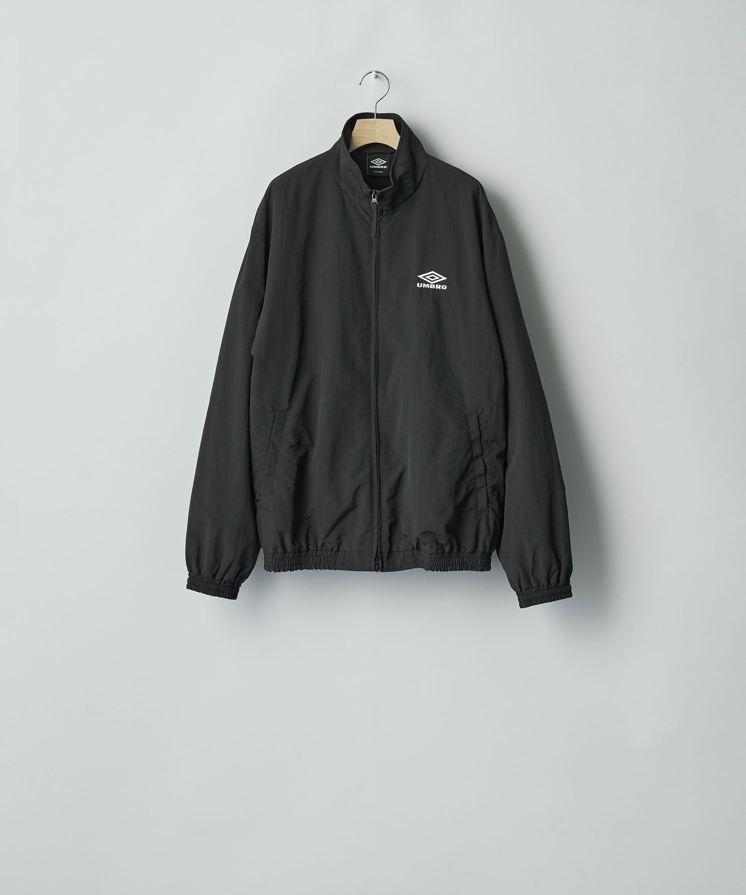 ssstein × UMBRO】CO/NY POPLIN TRACK JACKET - BLACK | 公式通販