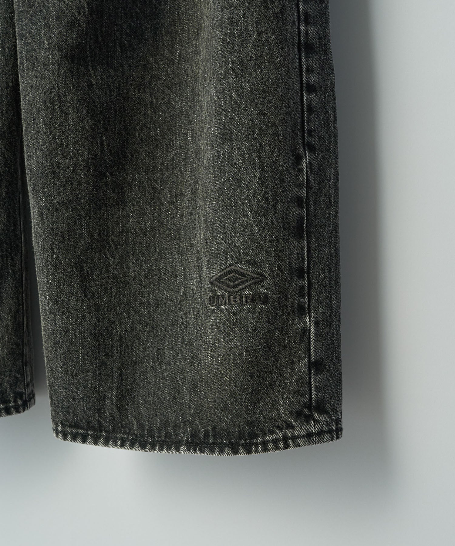 ssstein×UMBRO(シュタイン×アンブロ)のDEFORMATION WIDE DENIM JEANS - BLACKの公式通販サイトsession福岡セレクトショップ