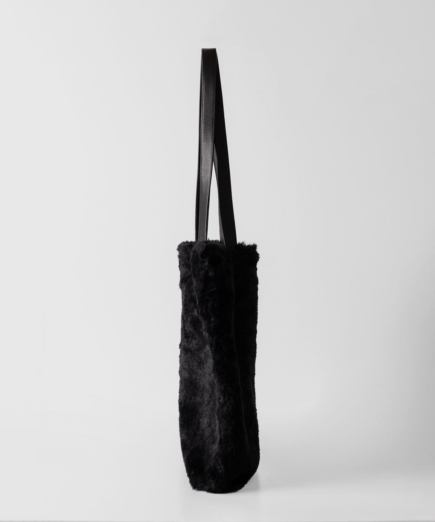 ssstein(シュタイン)の24AWコレクション ACRYLIC FUR TOTE BAG - BLACK 公式通販サイトsession福岡セレクトショップ