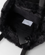 画像をギャラリービューアに読み込む, ssstein(シュタイン)の24AWコレクション ACRYLIC FUR TOTE BAG - BLACK 公式通販サイトsession福岡セレクトショップ
