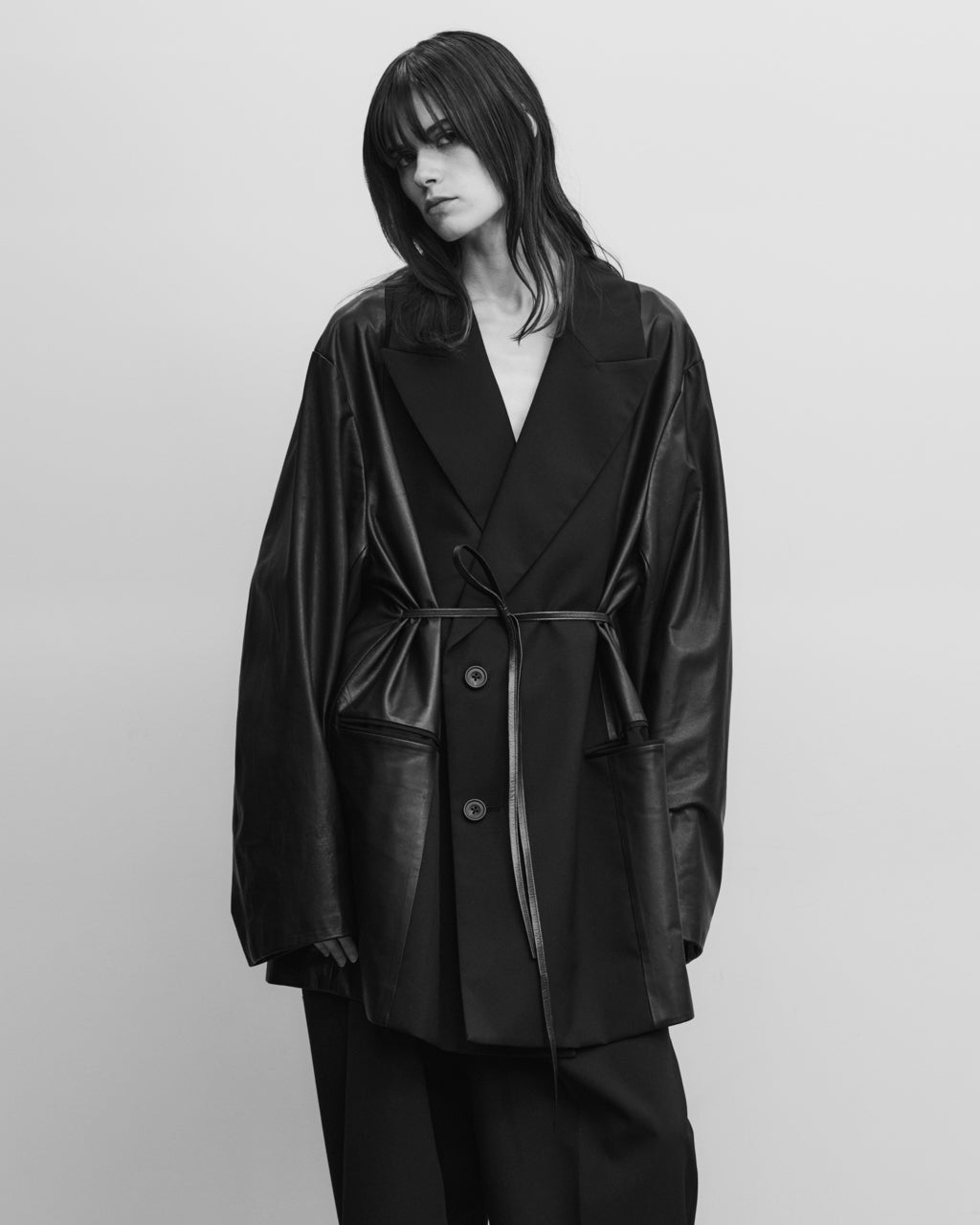stein(シュタイン)の24SSコレクションCONTRUST PEAK LAPELS JACKETのBLACK sessionセッション福岡セレクトショップ 公式通販サイト