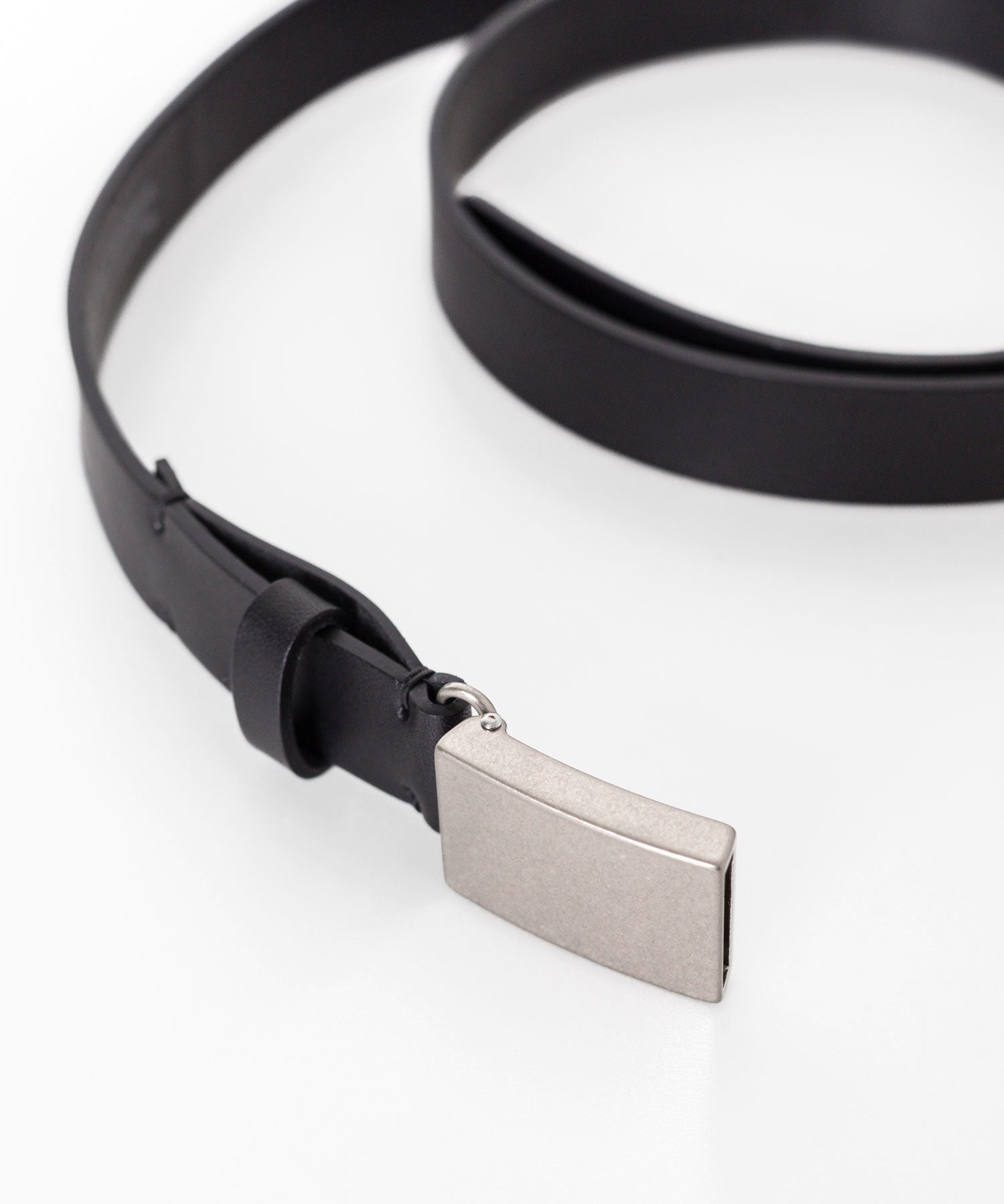 ssstein(シュタイン)の24AWコレクション LEATHER BELT (PLAIN BUCKLE) - BLACK 公式通販サイトsession福岡セレクトショップ