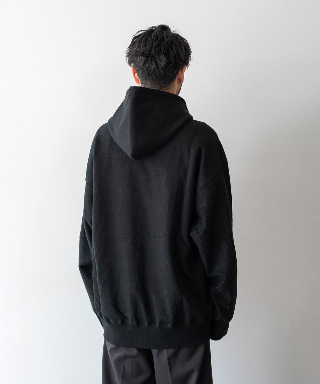 stein(シュタイン)の23AWコレクションOVERSIZED UNTWISTED YARN SWEAT HOOD LSのBLACK