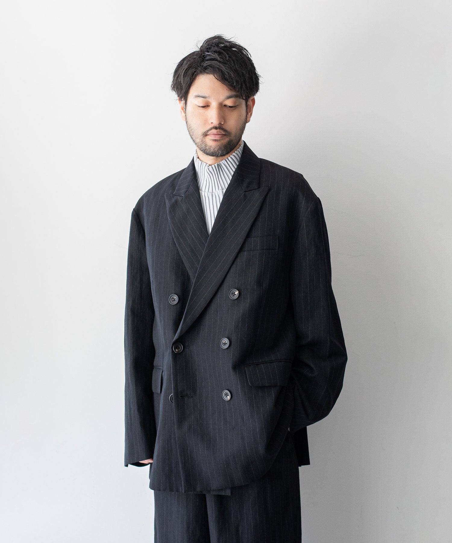 stein(シュタイン)の23AWコレクションOVERSIZED DOUBLE BREASTED JACKETのBLACK
