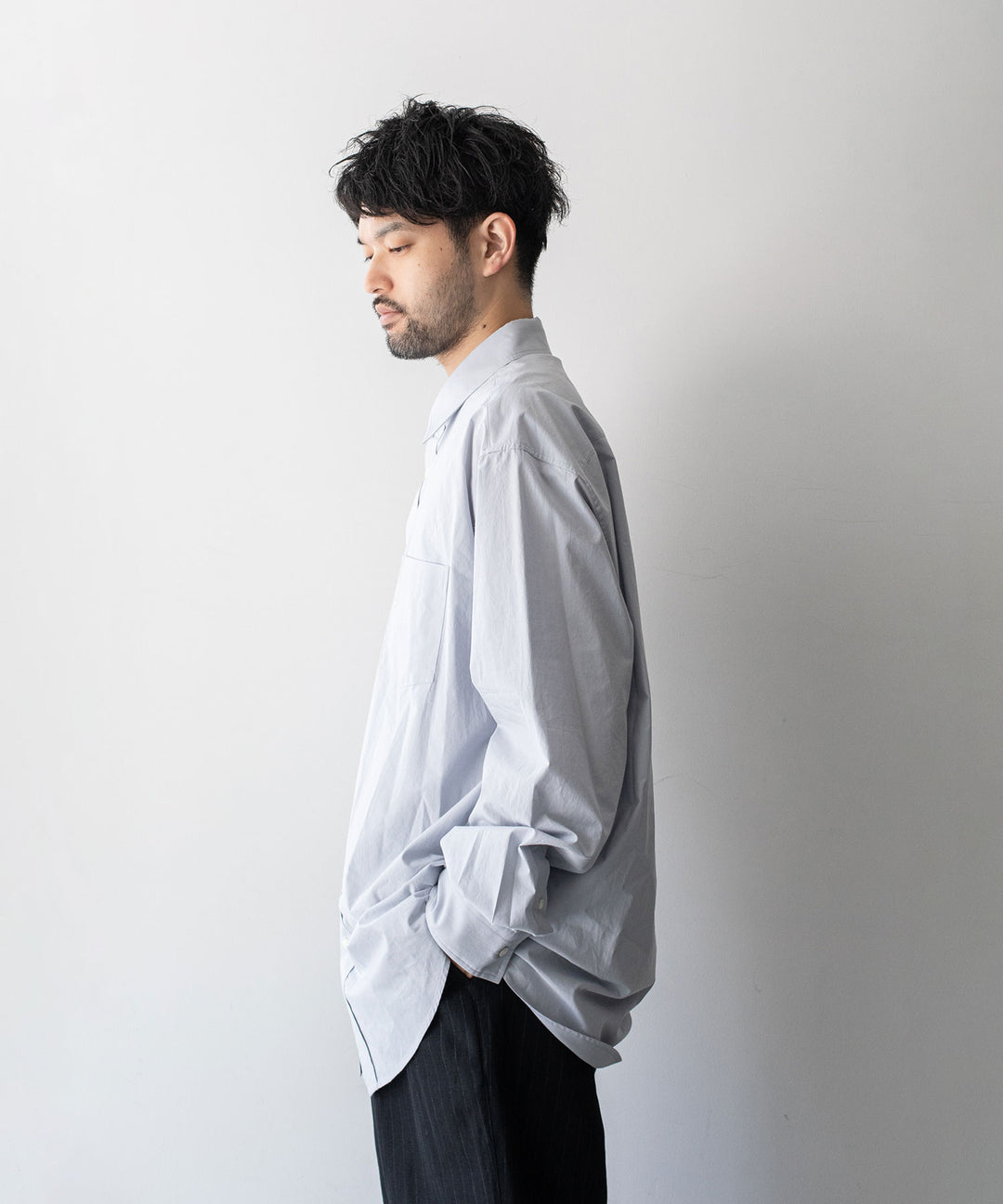 stein(シュタイン)の23AWコレクションOVERSIZED STANDARD SHIRTのOFF GREY