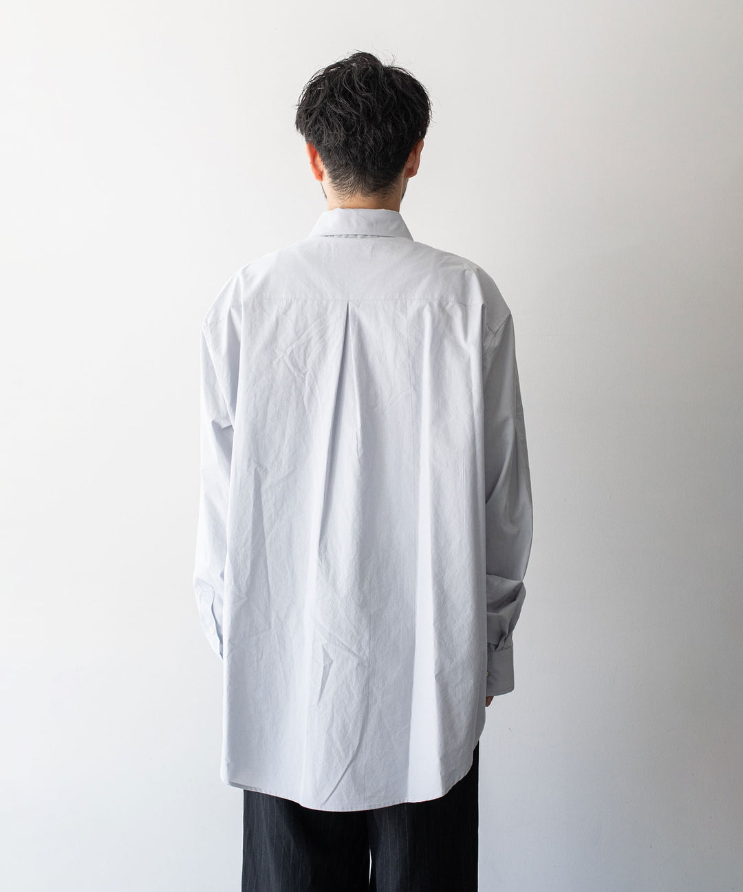 stein(シュタイン)の23AWコレクションOVERSIZED STANDARD SHIRTのOFF GREY