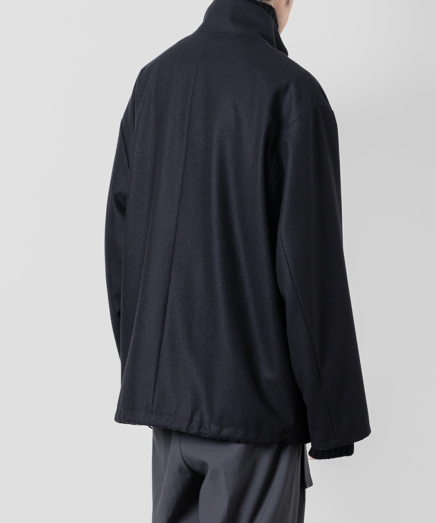 stein(シュタイン)の23AWコレクションMELTON STAND COLLAR ZIP SHORT JACKETのDARK NAVY