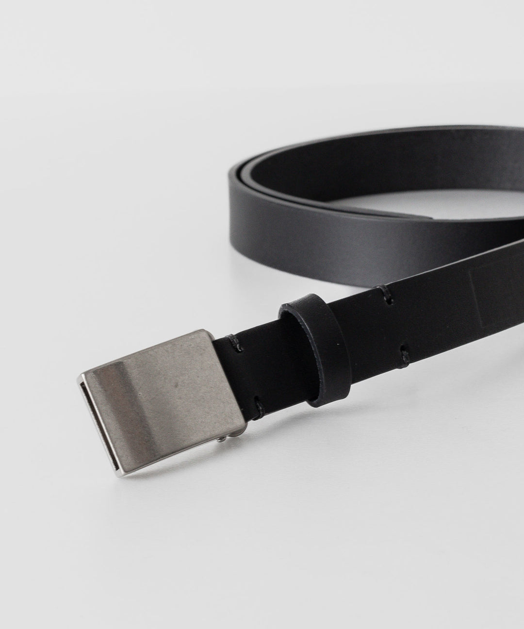 【stein】シュタイン24ss LEATHER BELT ( PLAIN BUCKLE ) - BLACK sessionセッション福岡セレクトショップ 公式通販サイト