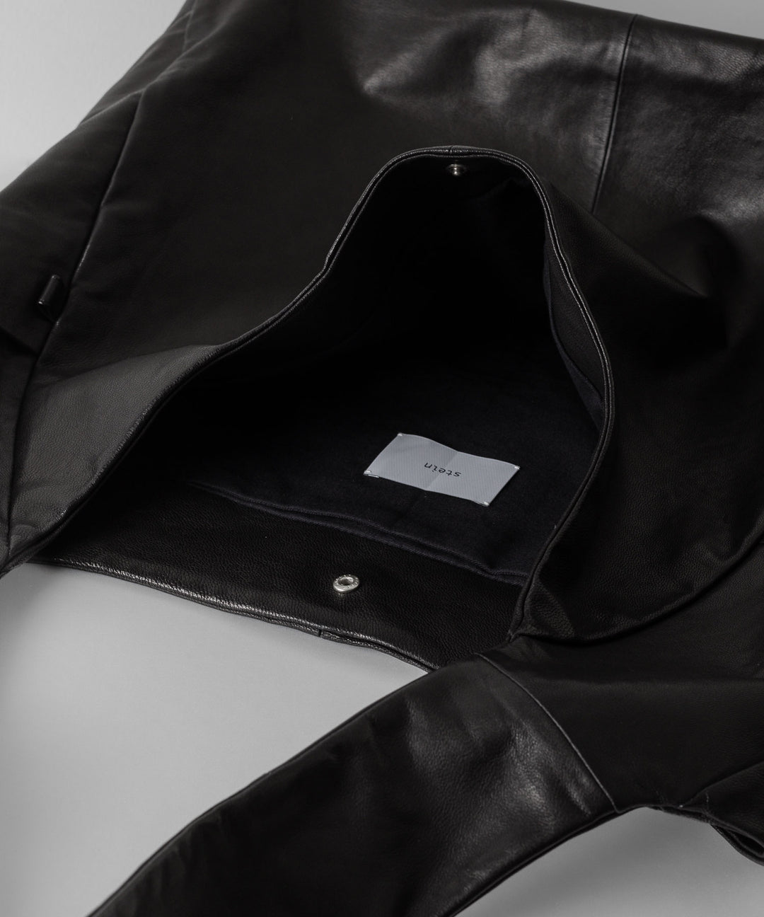 stein(シュタイン)の24SSコレクションSHOULDER BAGのBLACK(LEATHER) sessionセッション福岡セレクトショップ 公式通販サイト