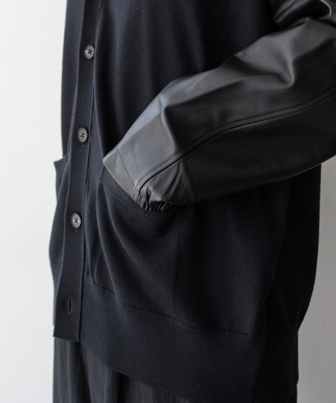 stein(シュタイン)の23AWコレクションLEATHER SLEEVES HIGH COUNT KNIT CARDIGANのBLACK × BLACK(LEATHER)