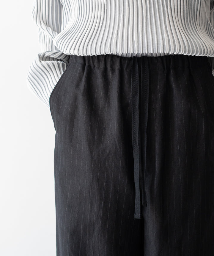 stein(シュタイン)の23AWコレクションDRAWSTRING WIDE TROUSERSのBLACK