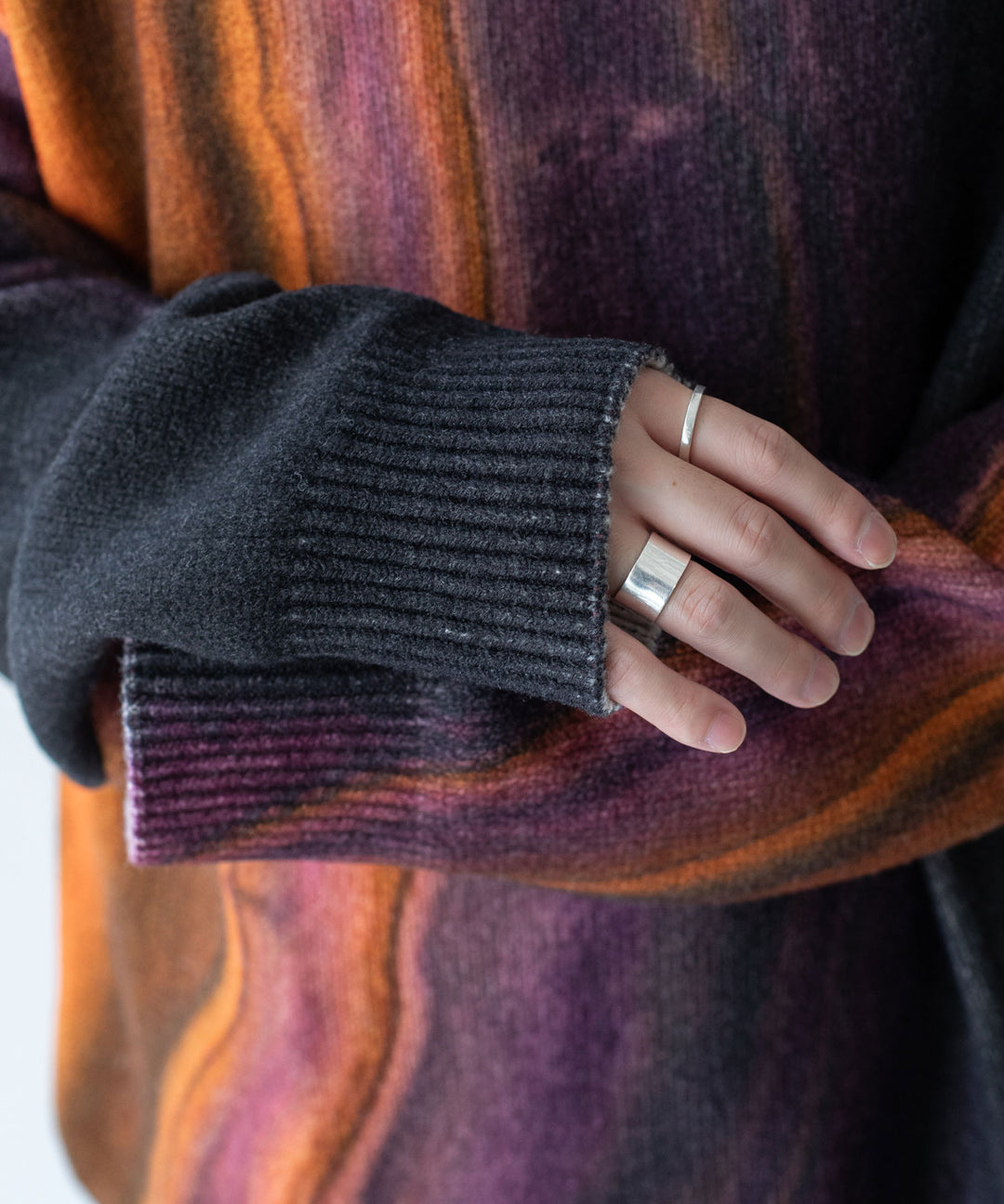 stein(シュタイン)の23AWコレクションEXTRA FINE LAMBS PRINTED KNIT LSのORANGE