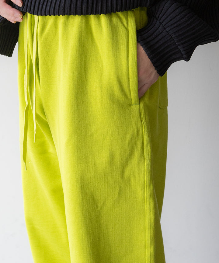 stein(シュタイン)の23AWコレクションUNTWISTED YARN SWEAT PANTS のYELLOW