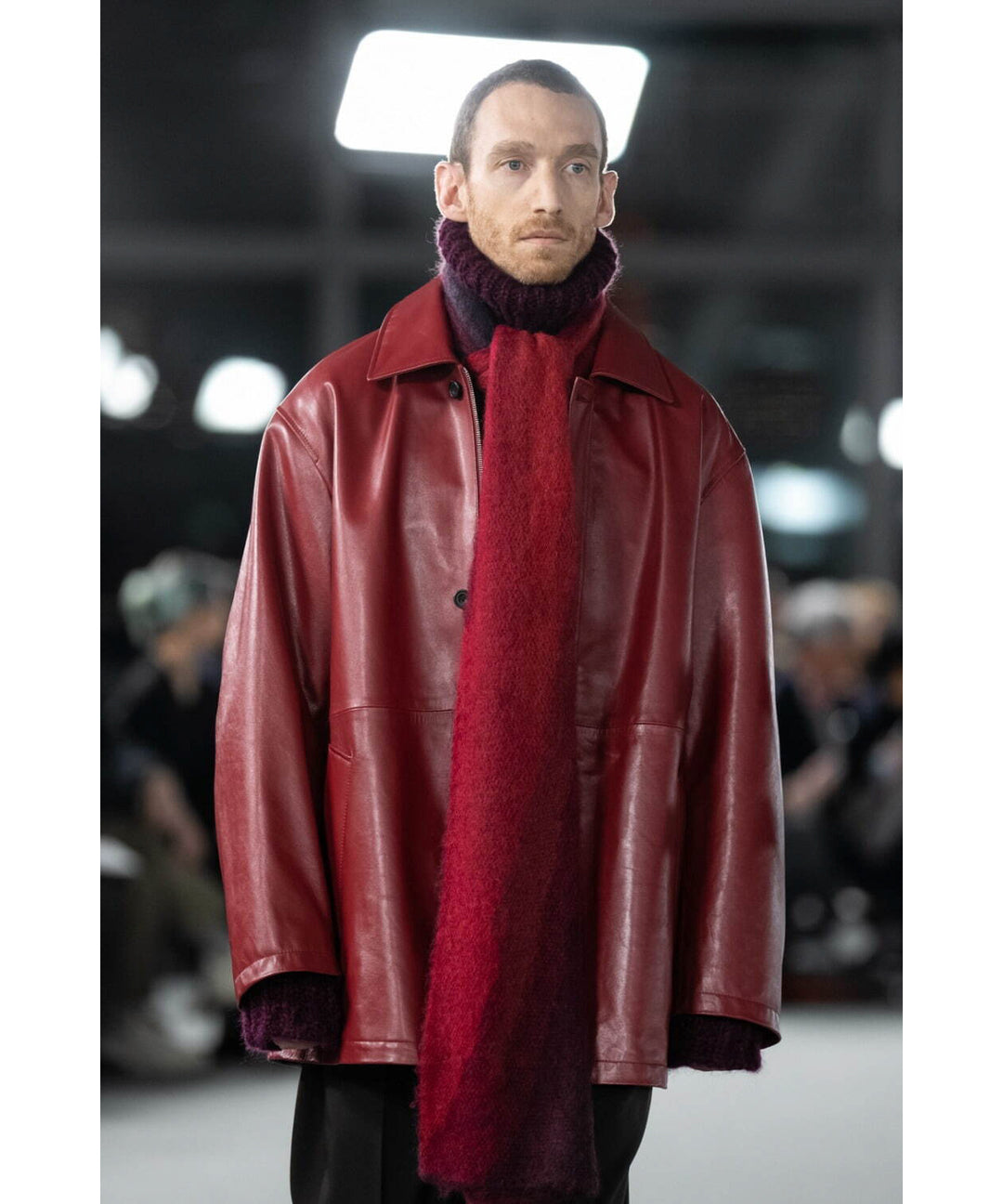 stein(シュタイン)の23AWコレクションGRADATION MOHAIR MUFFLER のRED