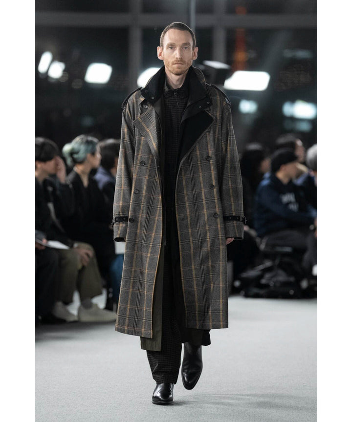 stein(シュタイン)の23AWコレクションOVERSIZED DOUBLE LAPELED TRENCH COATのGLEN CHECK × BLACK