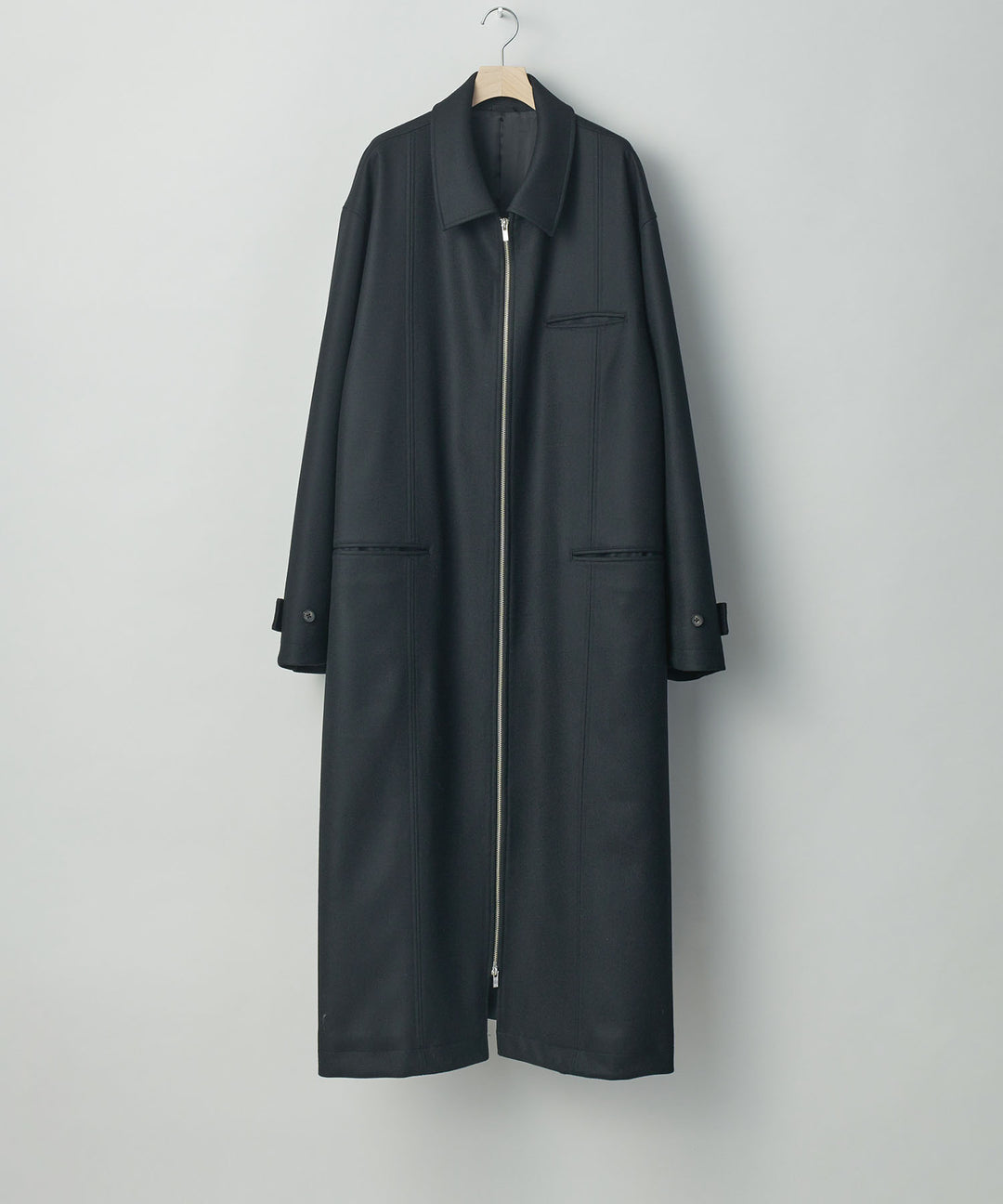 stein(シュタイン)の23AWコレクションOVERSIZED MAXI-LENGTH ZIP COATのBLACK