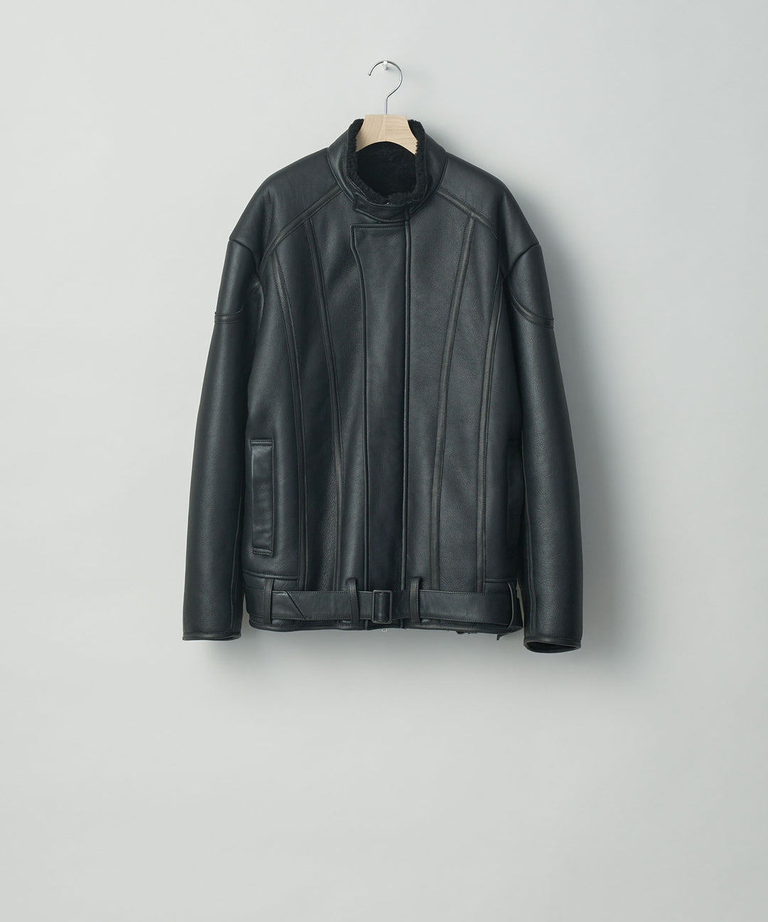 stein(シュタイン)の23AWコレクションMOUTON RACING JACKETのBLACK