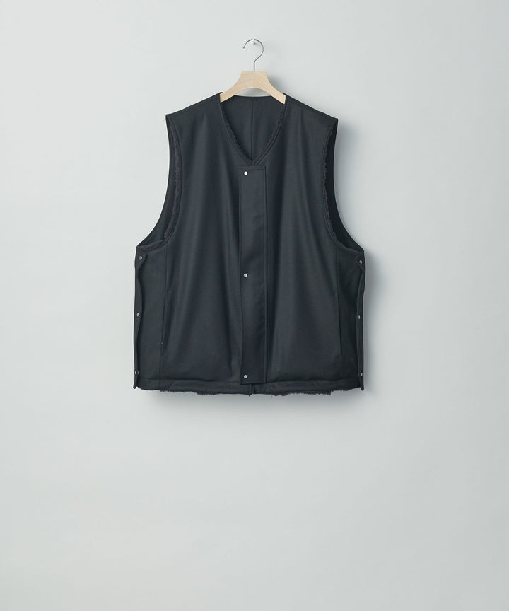 stein(シュタイン)の23AWコレクションWOOL FUR REVERSIBLE VESTのBLACK