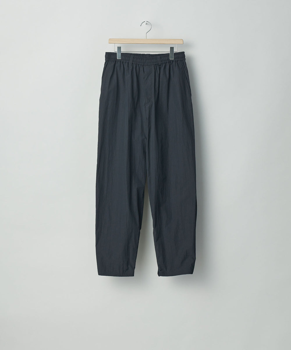 stein(シュタイン)の23AWコレクションWINDBREAKER EASY TROUSERSのBLACK