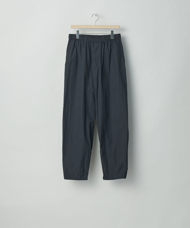 stein(シュタイン)の23AWコレクションWINDBREAKER EASY TROUSERSのBLACK