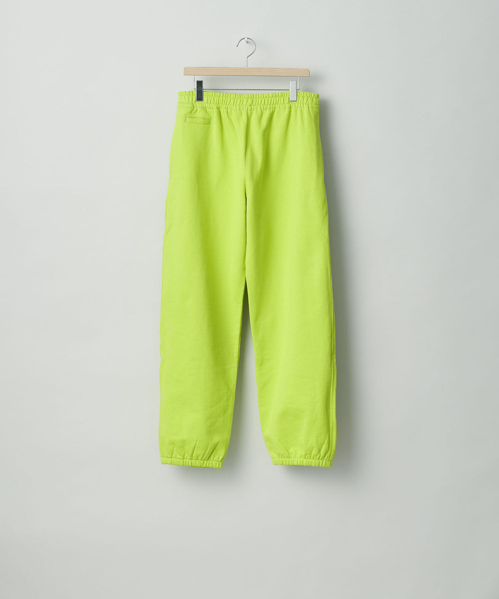 stein(シュタイン)の23AWコレクションUNTWISTED YARN SWEAT PANTS のYELLOW
