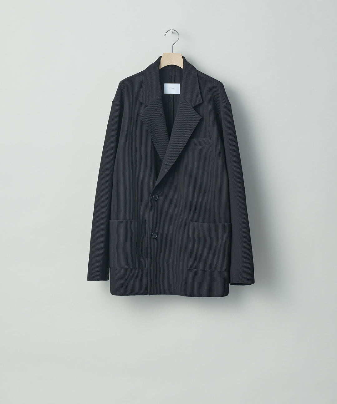 stein(シュタイン)の23AWコレクションOVERSIZED GRADATION PLEATS JACKETのBLACK