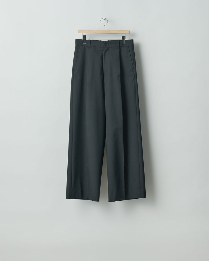 stein(シュタイン)の24SSコレクションEXTRA WIDE TROUSERS のBLACK