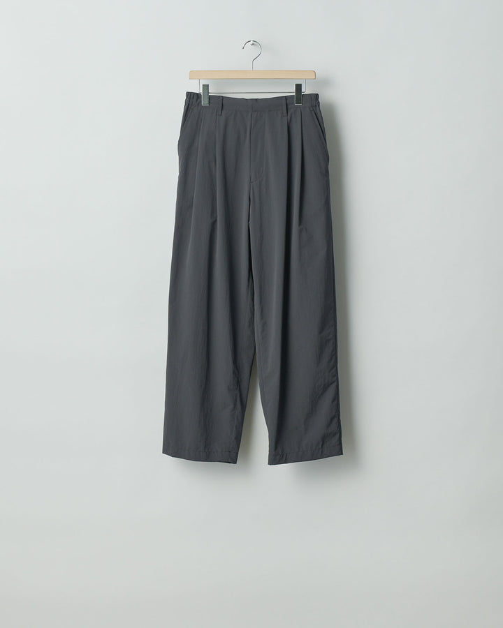 【stein】ssstein シュタインのWINDPROOF NYLON WIDE EASY TROUSERSのDARK GREY KHAKI 公式通販サイトsession福岡セレクトショップ